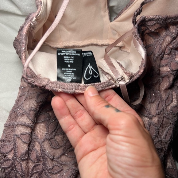 Sparkly gown light lavender color with lace spaghetti strap zip back - Picture 4 of 4